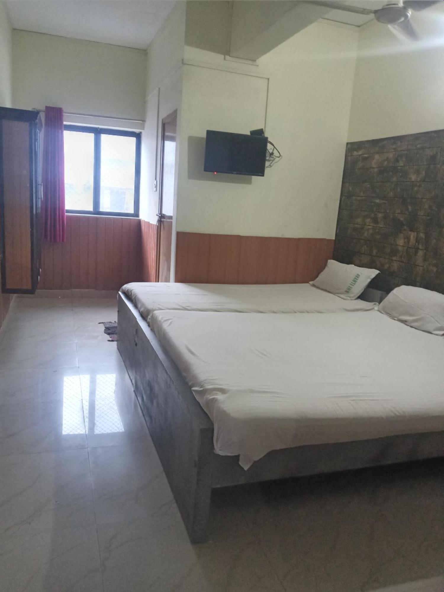 Avanti Inn Guruvāyūr Екстериор снимка