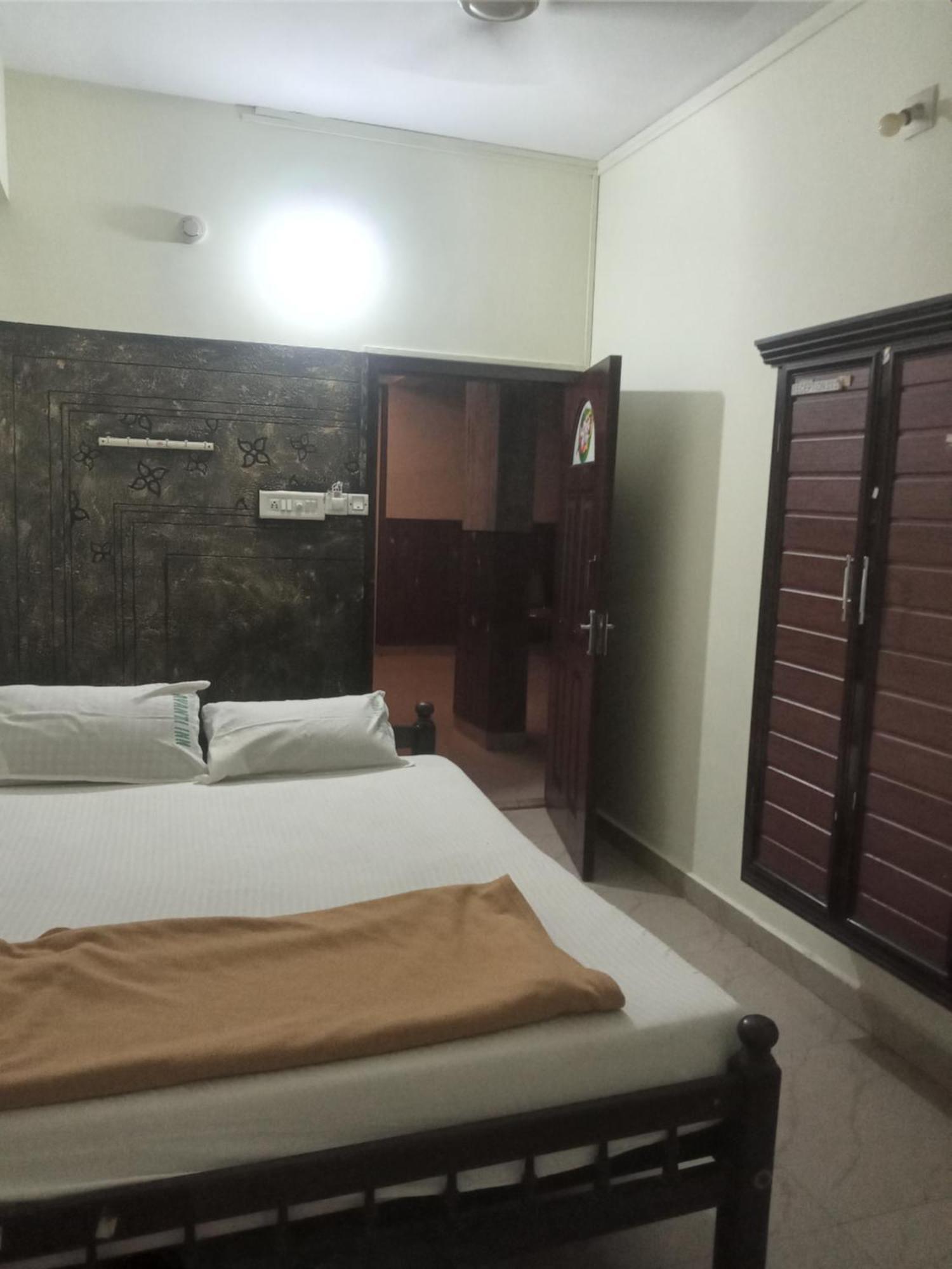 Avanti Inn Guruvāyūr Екстериор снимка