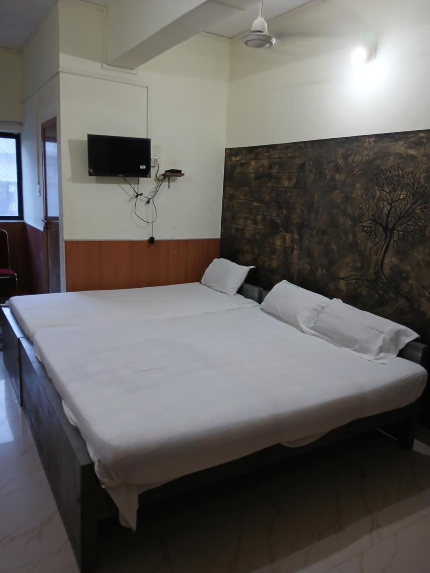Avanti Inn Guruvāyūr Екстериор снимка